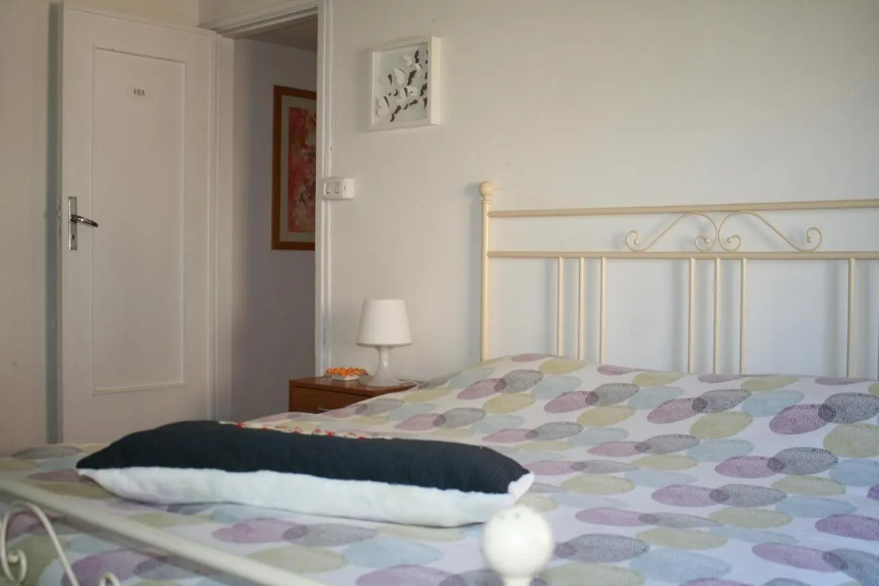 Bed and Breakfast Casa Nipitella à Catane Couette-café